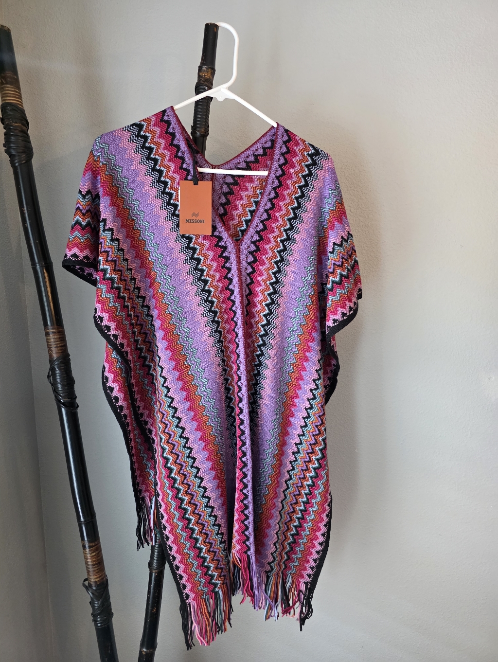Nwt Missoni Pink And Purple Zigzag Poncho Wear As You Like. Best Price On Pm!